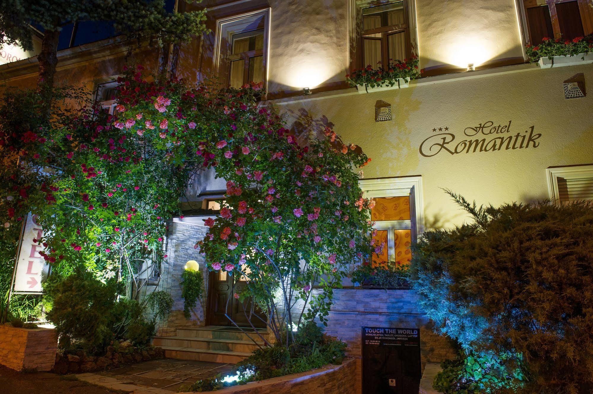 Hotel Romantik เอ็กเกอร์ ภายนอก รูปภาพ